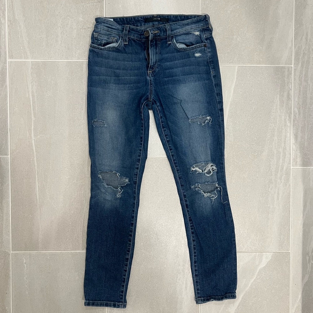 Joe’s Jeans distressed straight jeans, size 27. Lightly worn!